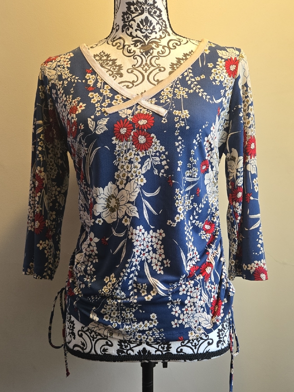 Floral Navy V‑Neck Ruched Side Tie Top